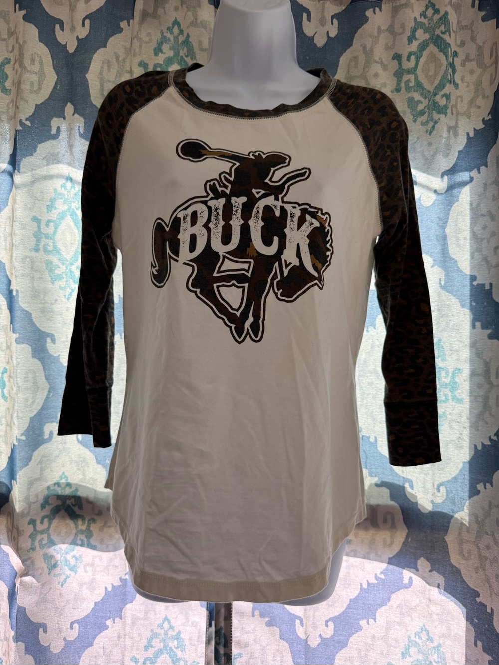 ARIAT Laurie BUCK Horse Cowboy Western Rodeo Leopard Sleeves Top M